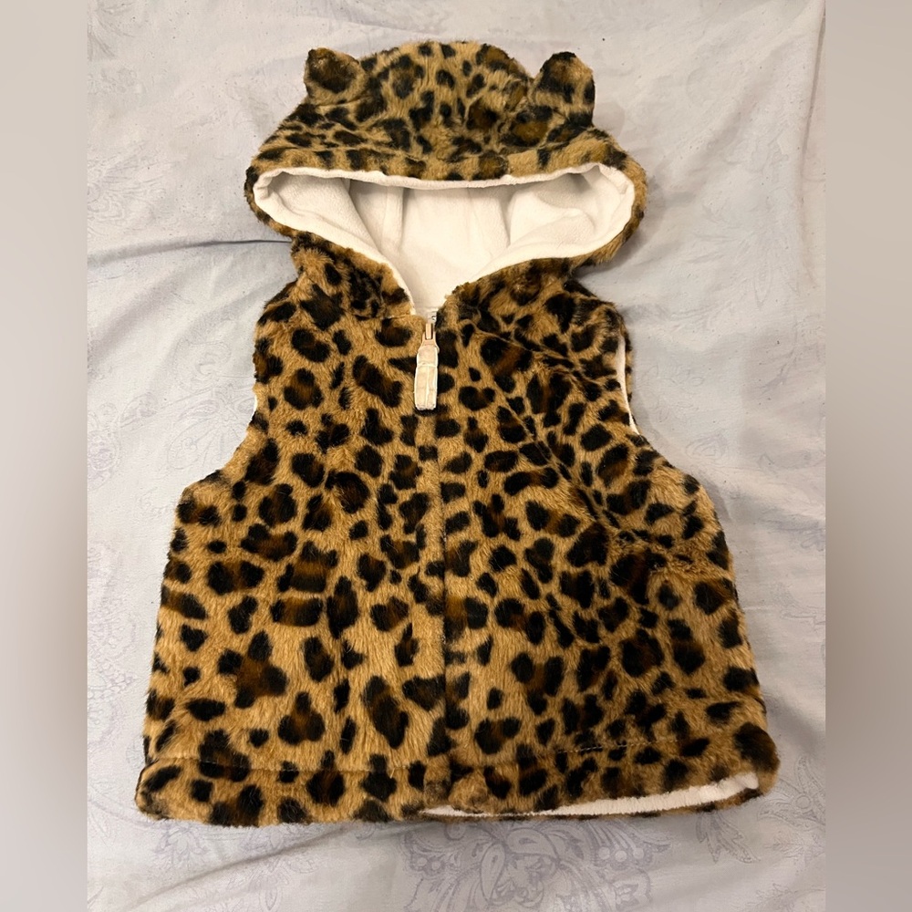 🌸🌸5 for $15🌸🌸Carter's Cream and Brown Faux Fur Vest